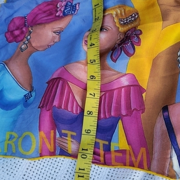 Powerful women‎ Sharon Tatem silk scarf - Picture 7 of 8